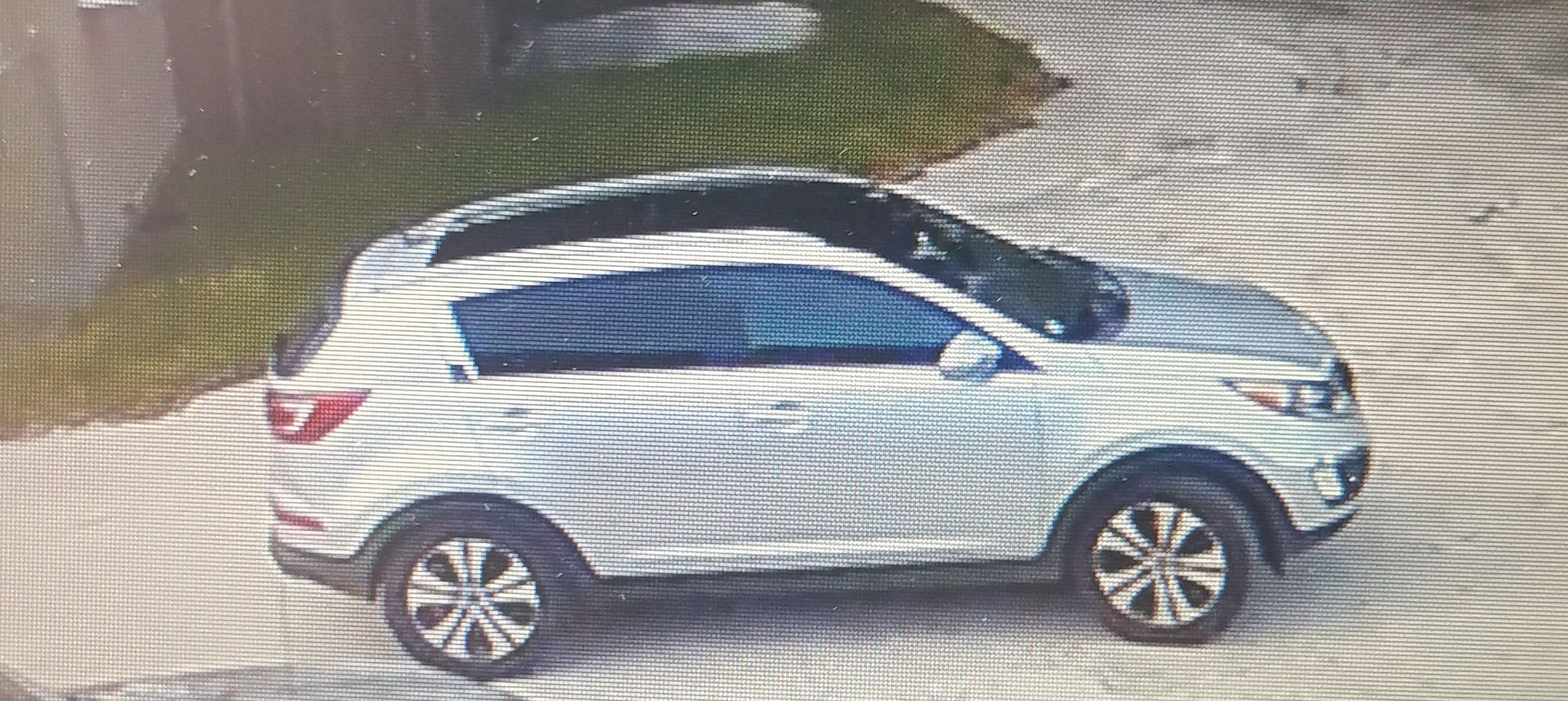 Suspect vehicle in Harvest Meat Market armed robbery